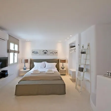 Diles & Mykonos Tourlos