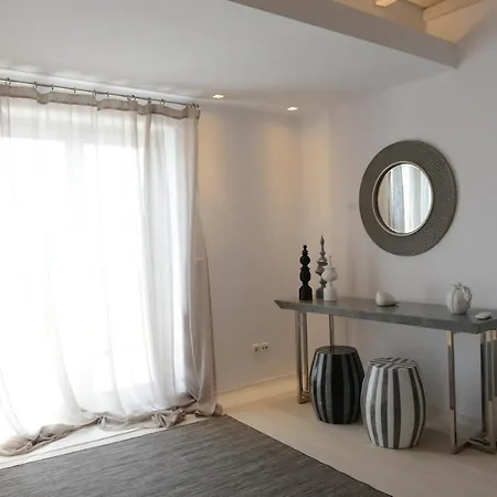 Villa Diles & Mykonos