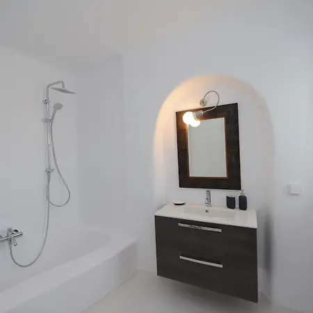 Diles & Mykonos Villa *