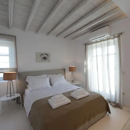 Diles & Mykonos Villa *