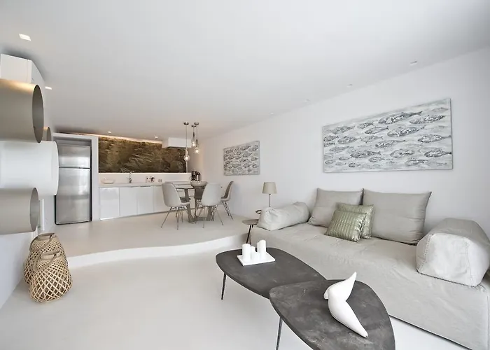 Diles & Mykonos Villa