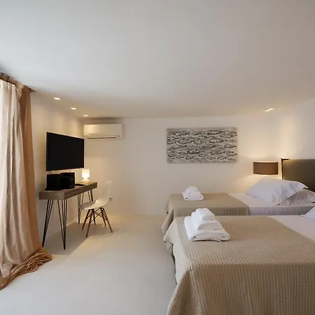 Diles Villas&suites Mykonos Tourlos