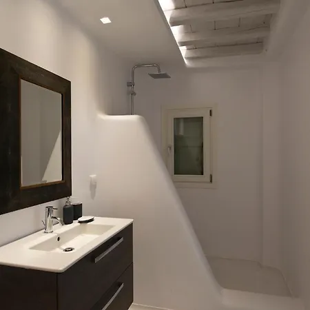 Diles Villas&suites Mykonos Tourlos