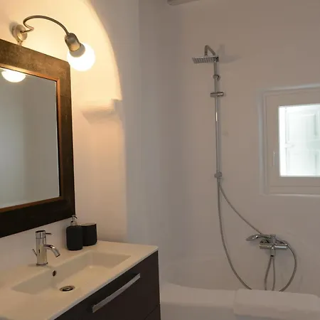 Diles Villas&suites Mykonos Tourlos