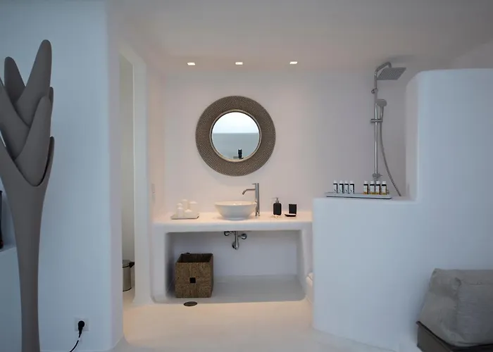 Diles & Mykonos * تورلوس