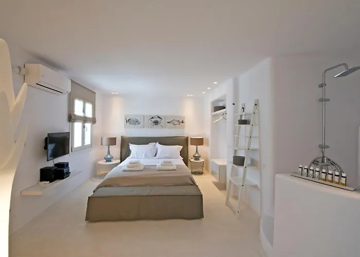 Diles & Mykonos تورلوس