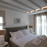 Diles & Mykonos Villa *