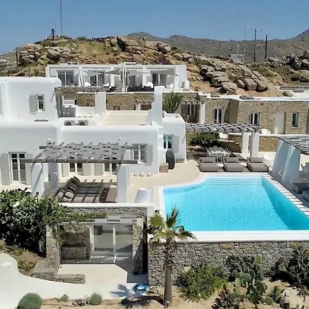 Villa Diles & Mykonos Tourlos