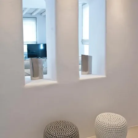 Diles & Mykonos Villa