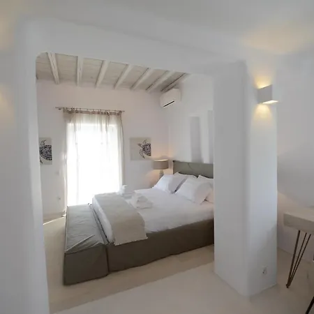 Diles & Mykonos Villa